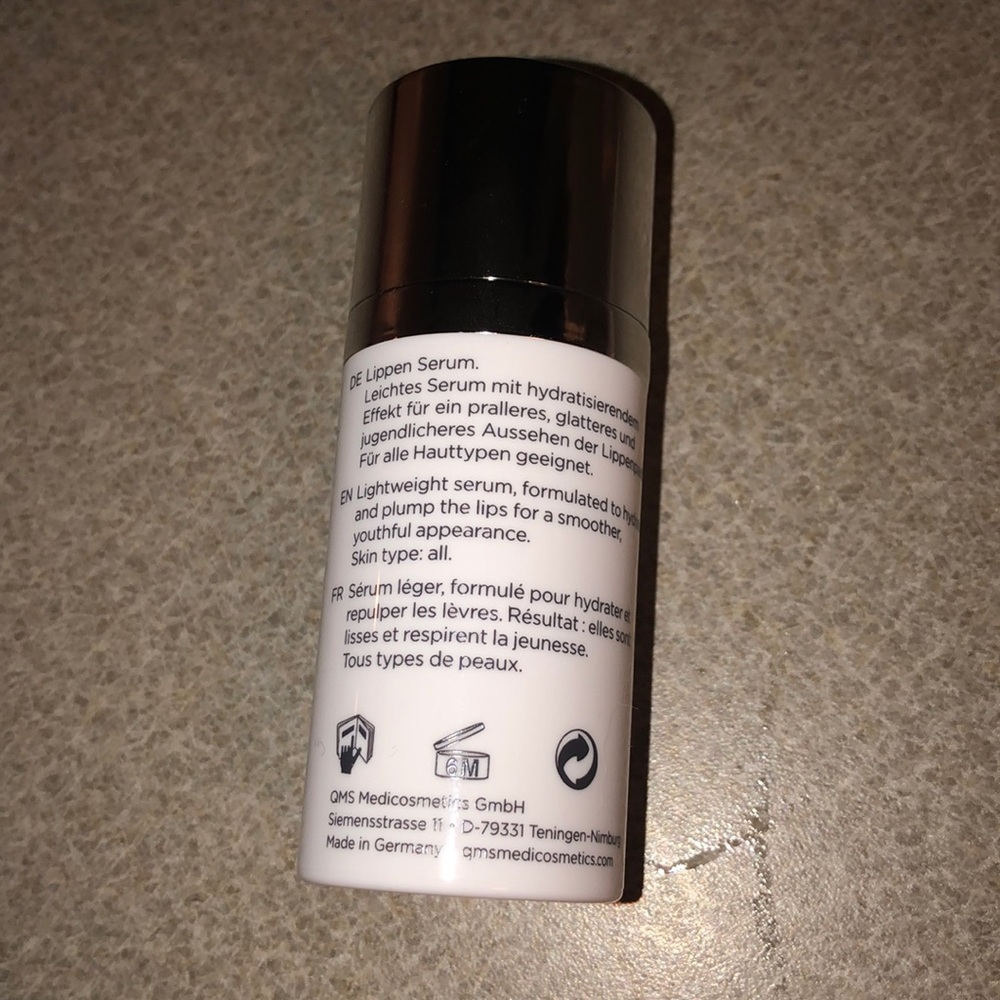 QMS Lip Line Corrector - Picture 2 of 4
